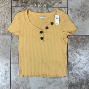 American Eagle Outfitters Mustard Button-Accent Tee